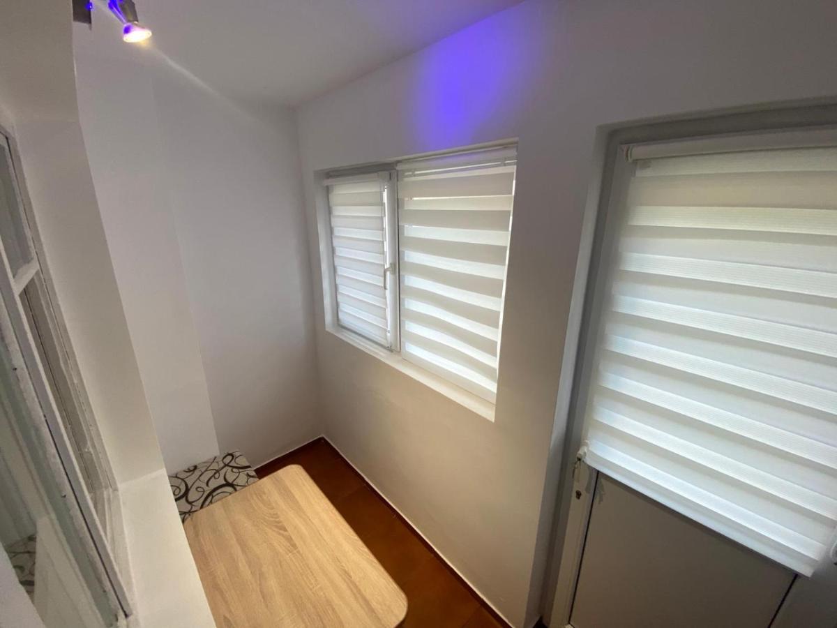 Andi 1-Apartament 2 Camere Беїле-Херкулане Екстер'єр фото